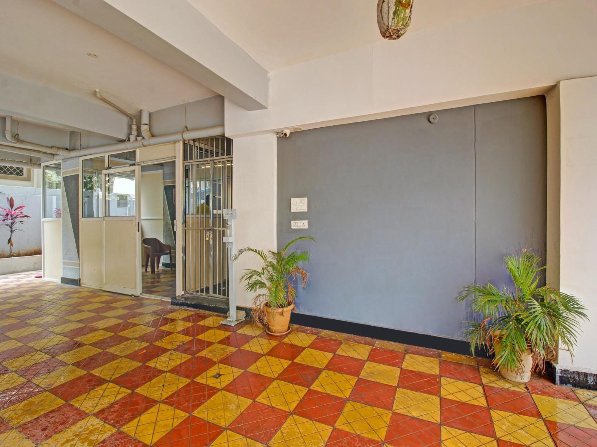 Hotel O Svr Silver Key Lingampalli 외부 사진