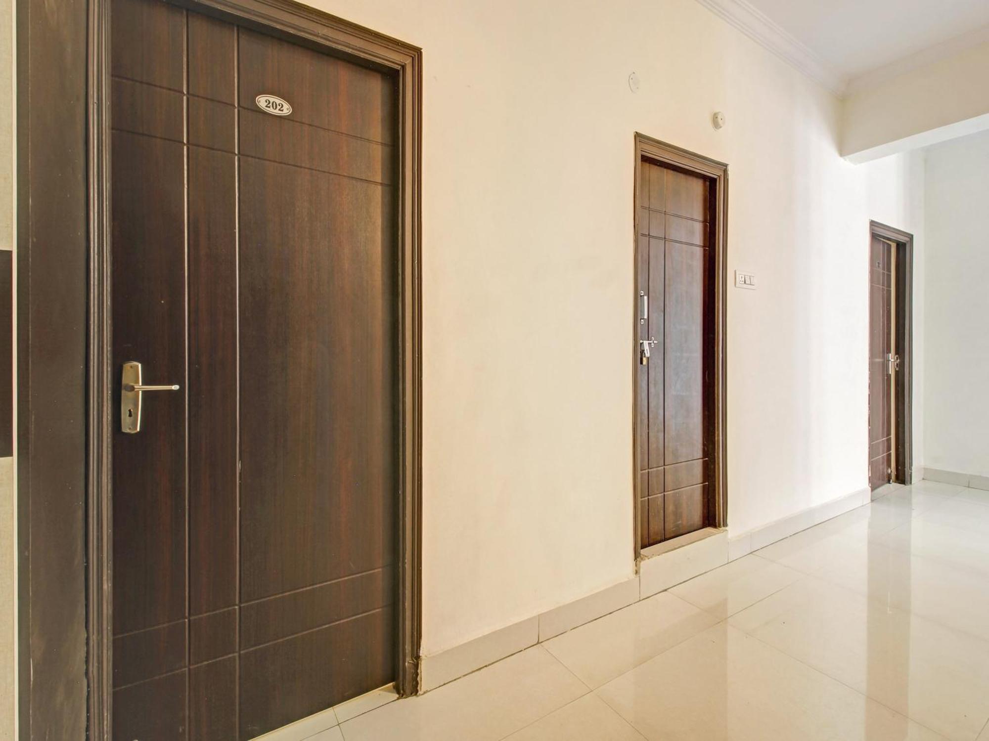 Hotel O Svr Silver Key Lingampalli 외부 사진