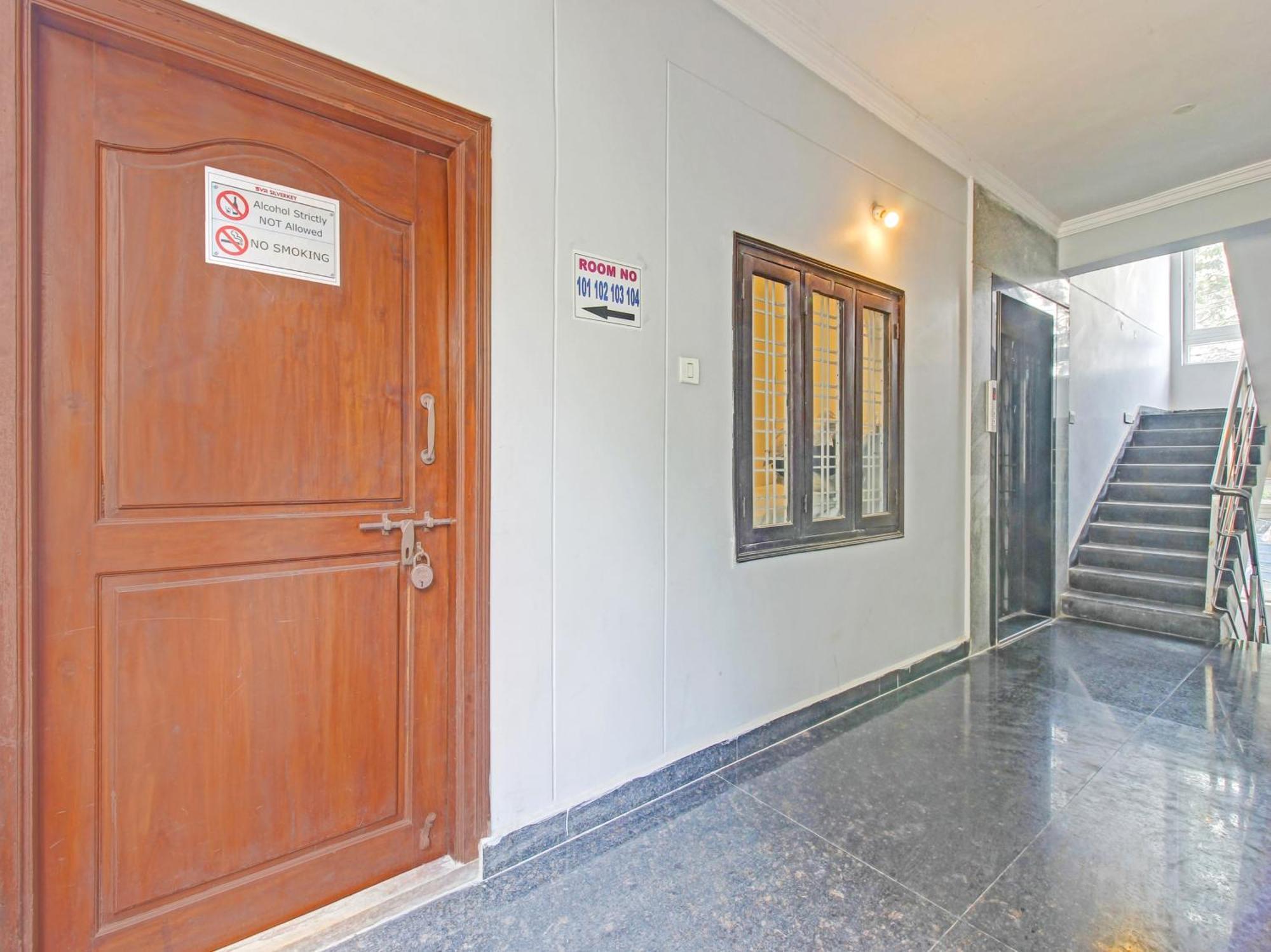 Hotel O Svr Silver Key Lingampalli 외부 사진
